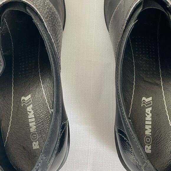 Romina Black leather comfort shoes 11.5 slip on with Velcro adjustable strap.‎ - Picture 6 of 10